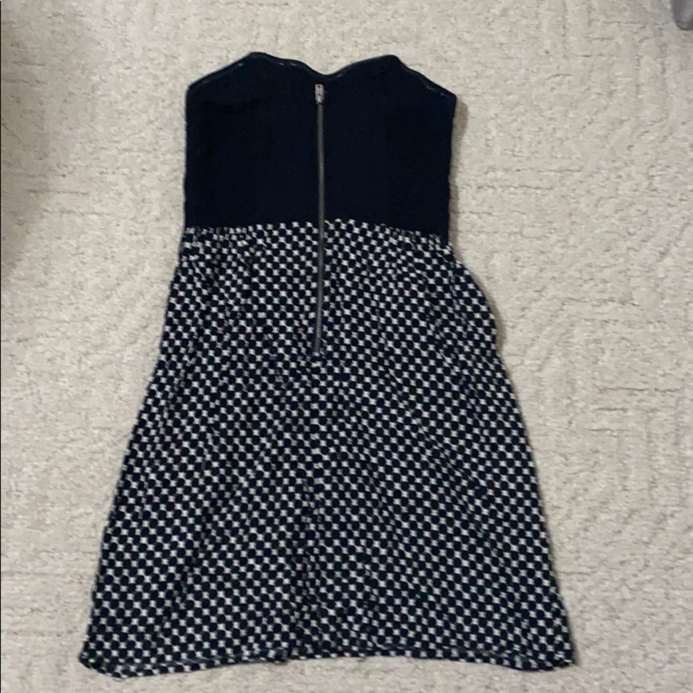 ***SIZE SMALL STRAPLESS DRESS*** - Picture 2 of 2